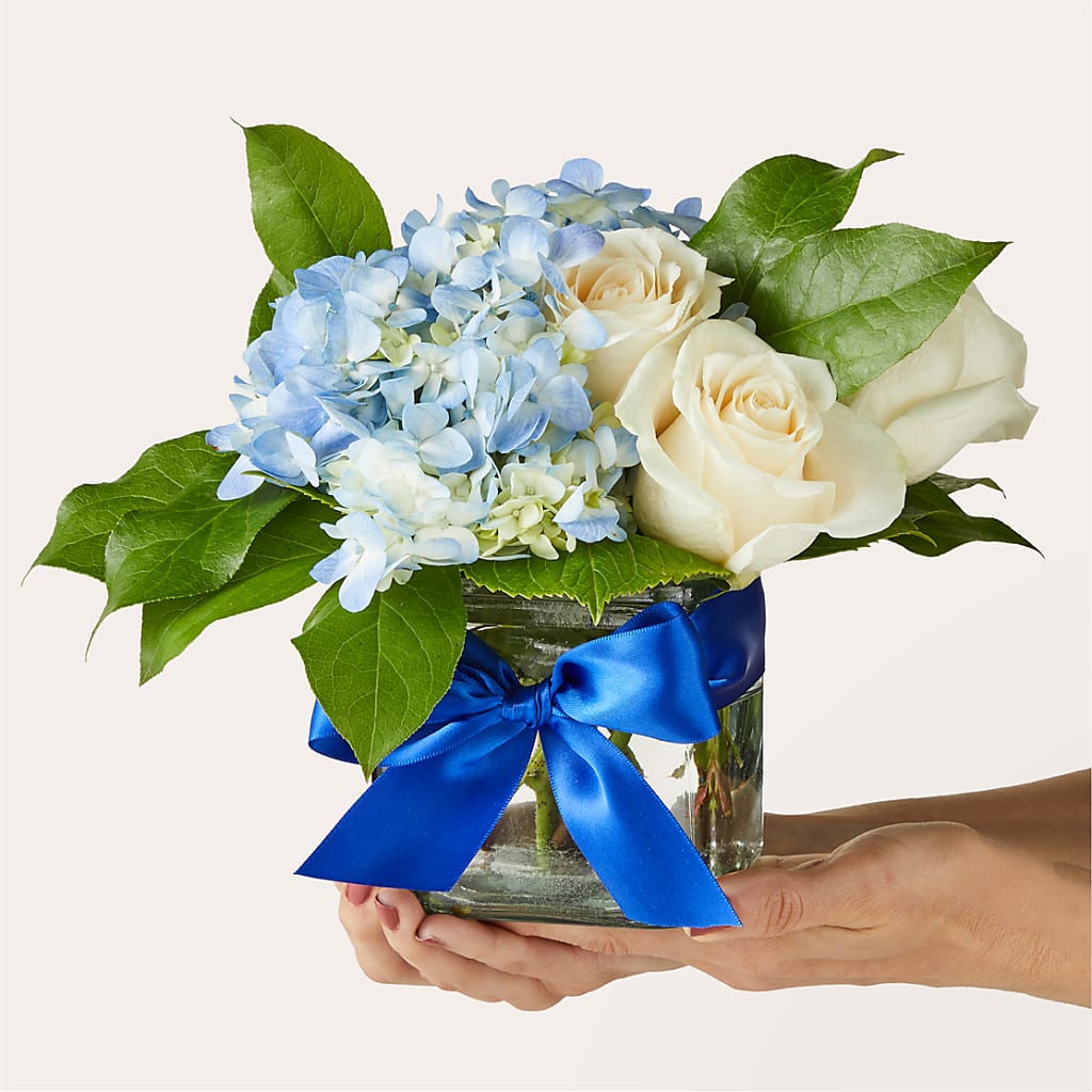 Sky Blue Delight Bouquet – VIVA'S FLOWER SHOP, Framingham MA