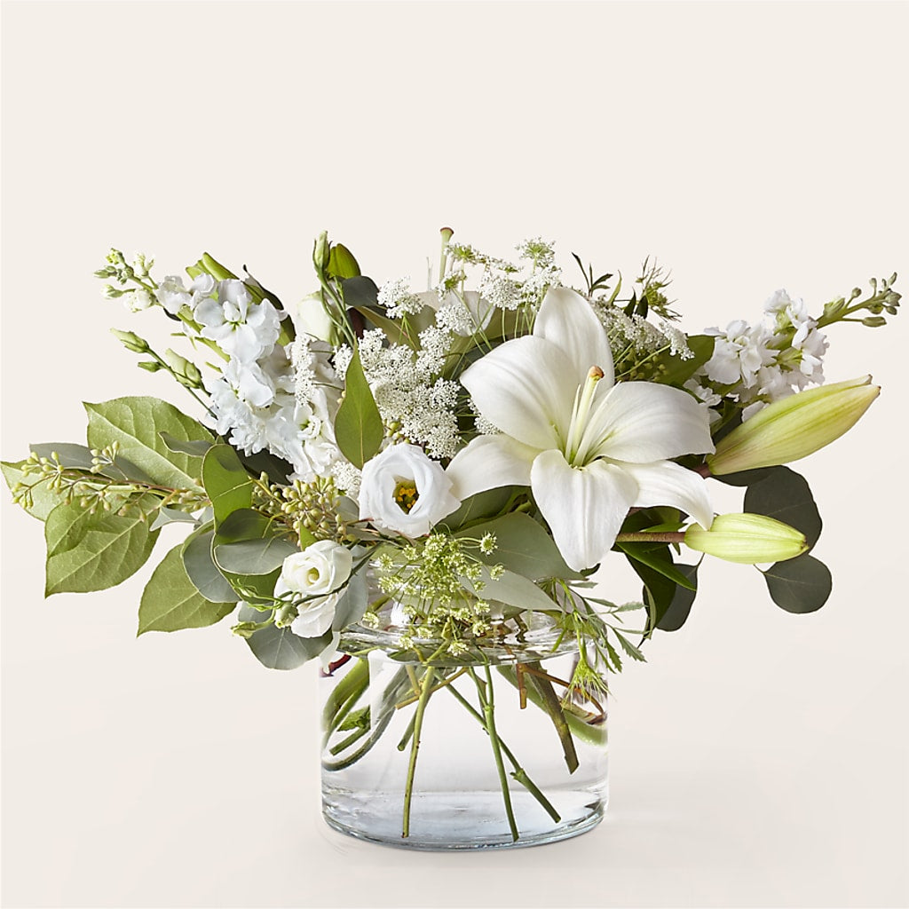 Alluring Elegance Bouquet – VIVA'S FLOWER SHOP, Framingham MA