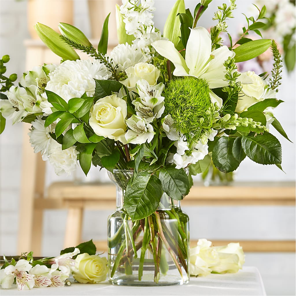 Classic Ivory – A Florist Original – VIVA'S FLOWER SHOP, Framingham MA