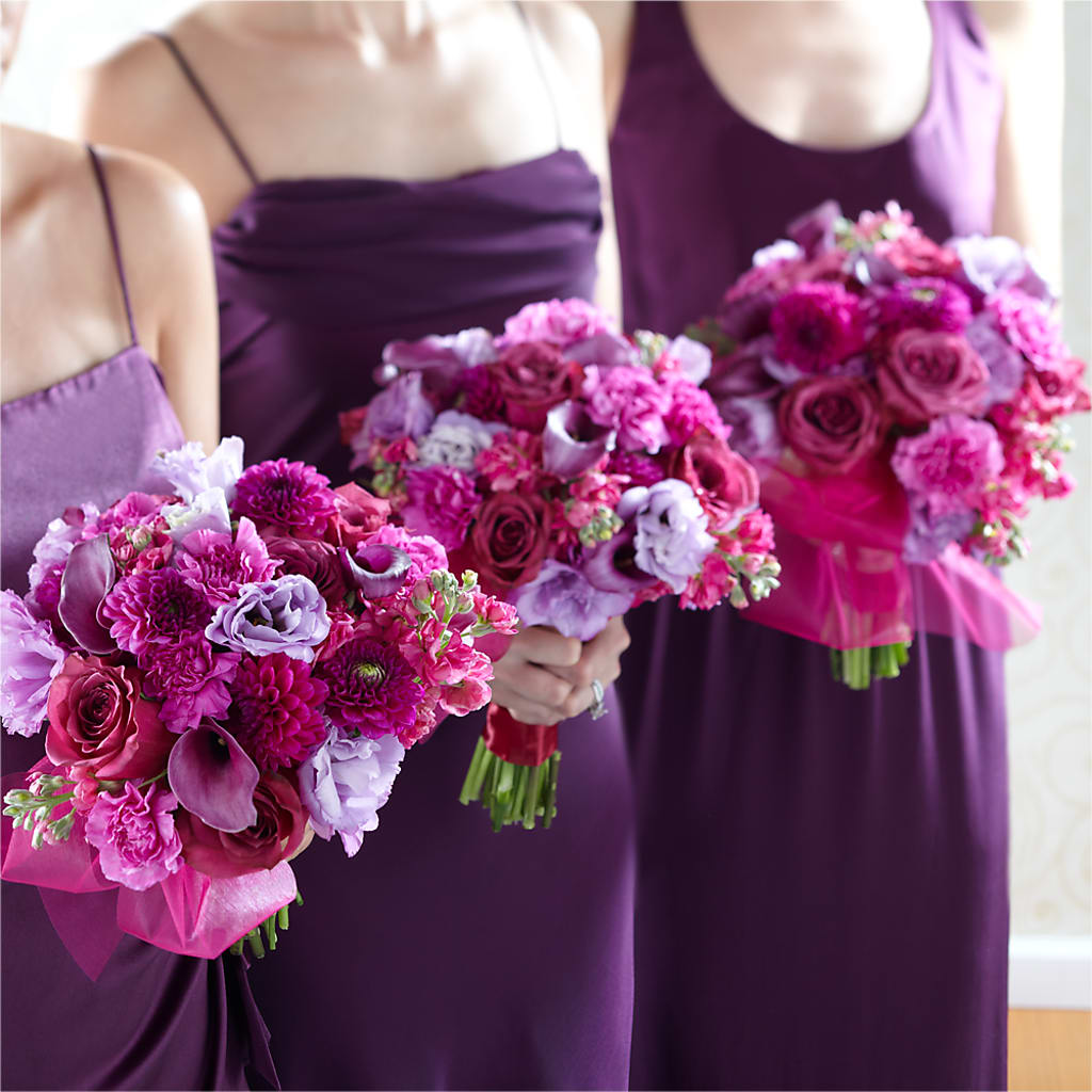 Bridesmaid's Garden Bouquet – VIVA'S FLOWER SHOP, Framingham MA