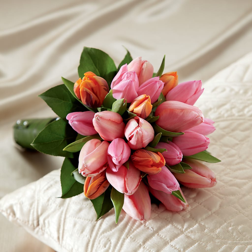 Embraceable Bouquet – VIVA'S FLOWER SHOP, Framingham MA