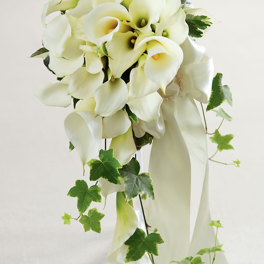 White Chapel Bouquet – VIVA'S FLOWER SHOP, Framingham MA