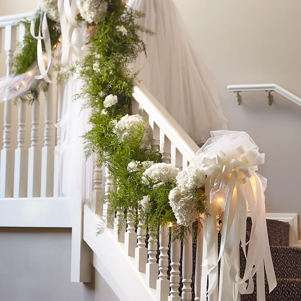 Champagne Dreams Garland – VIVA'S FLOWER SHOP, Framingham MA