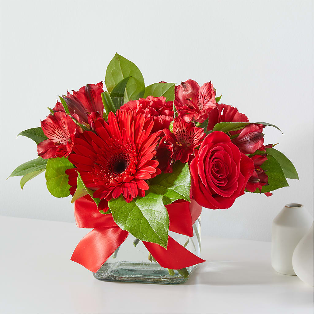 Red Hot Bouquet – VIVA'S FLOWER SHOP, Framingham MA