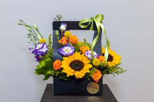 Sunshine Window Bouquet – VIVA'S FLOWER SHOP, Framingham MA