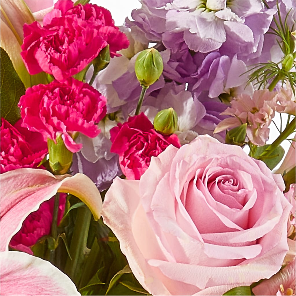 Mauvelous Bouquet – VIVA'S FLOWER SHOP, Framingham MA