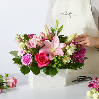 Sweetberry Box – A Florist Original – VIVA'S FLOWER SHOP, Framingham MA