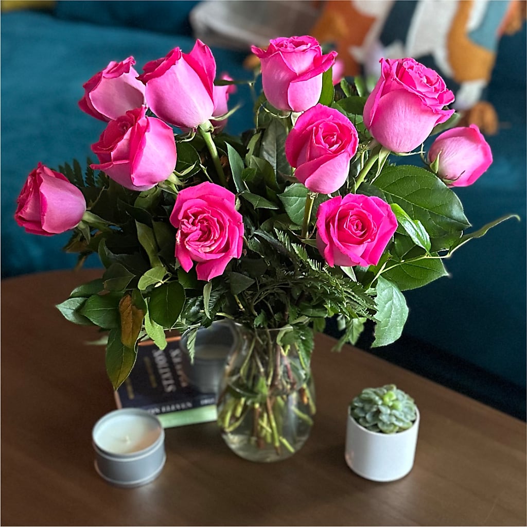 Long Stem Pink Rose Bouquet – VIVA'S FLOWER SHOP, Framingham MA