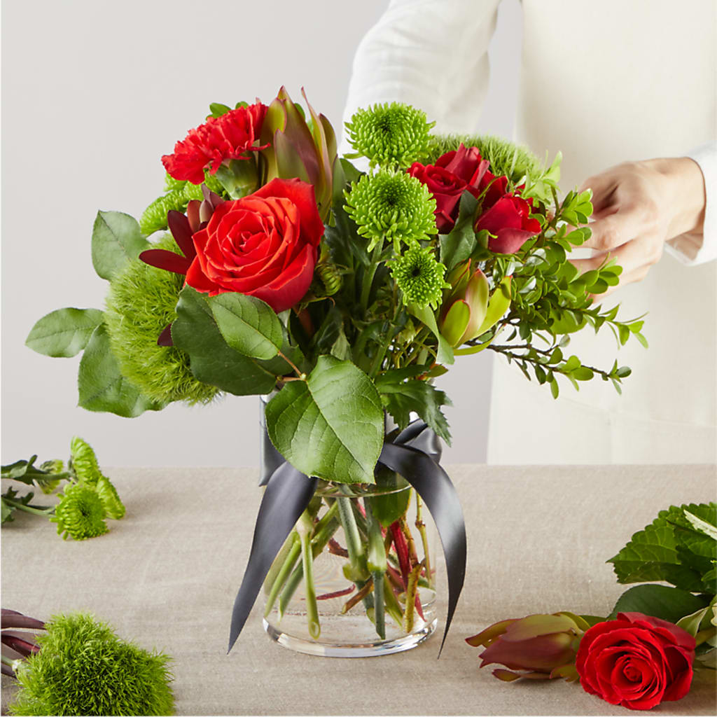 Heritage Kindle – A Florist Original – VIVA'S FLOWER SHOP, Framingham MA