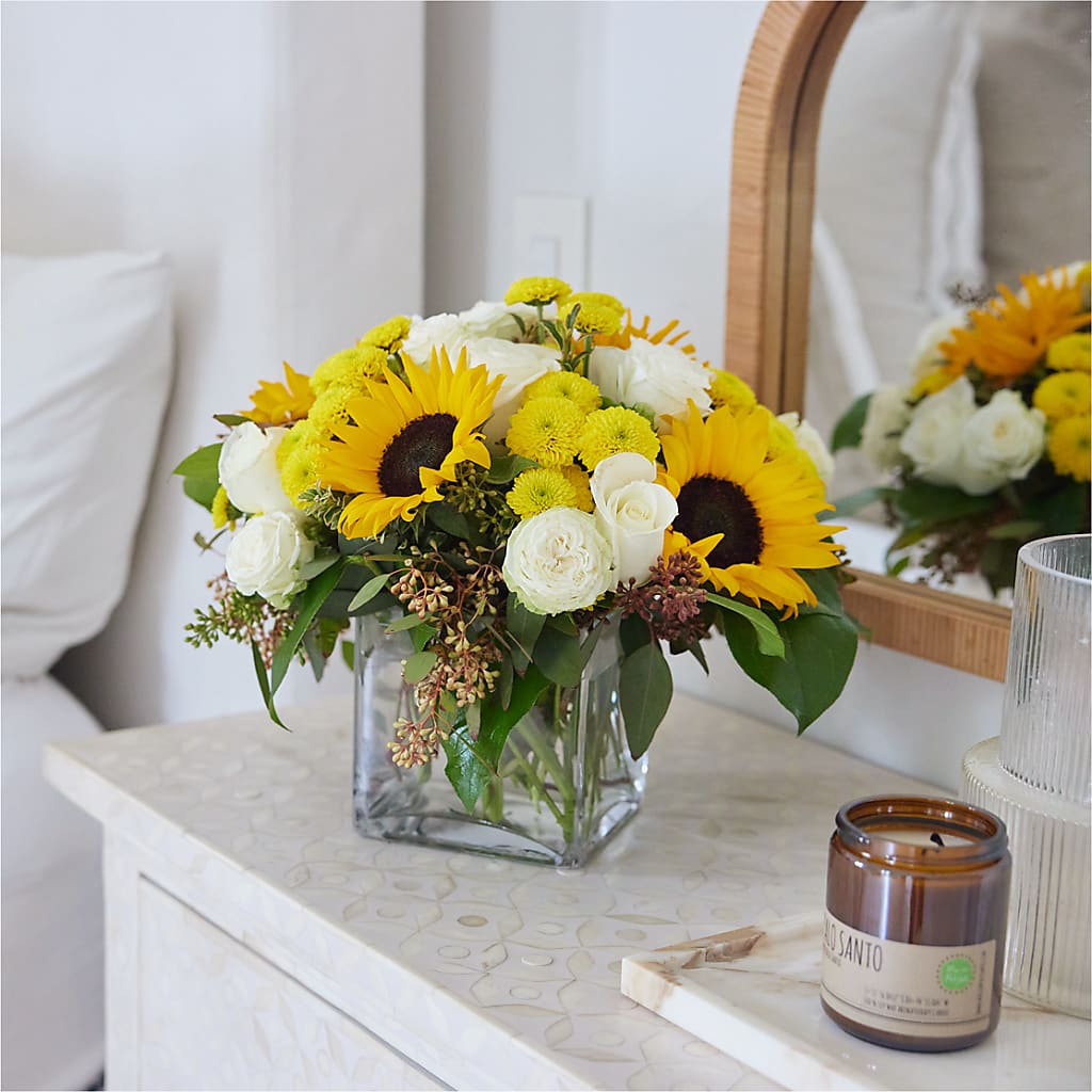 Luminous Morning Bouquet – VIVA'S FLOWER SHOP, Framingham MA