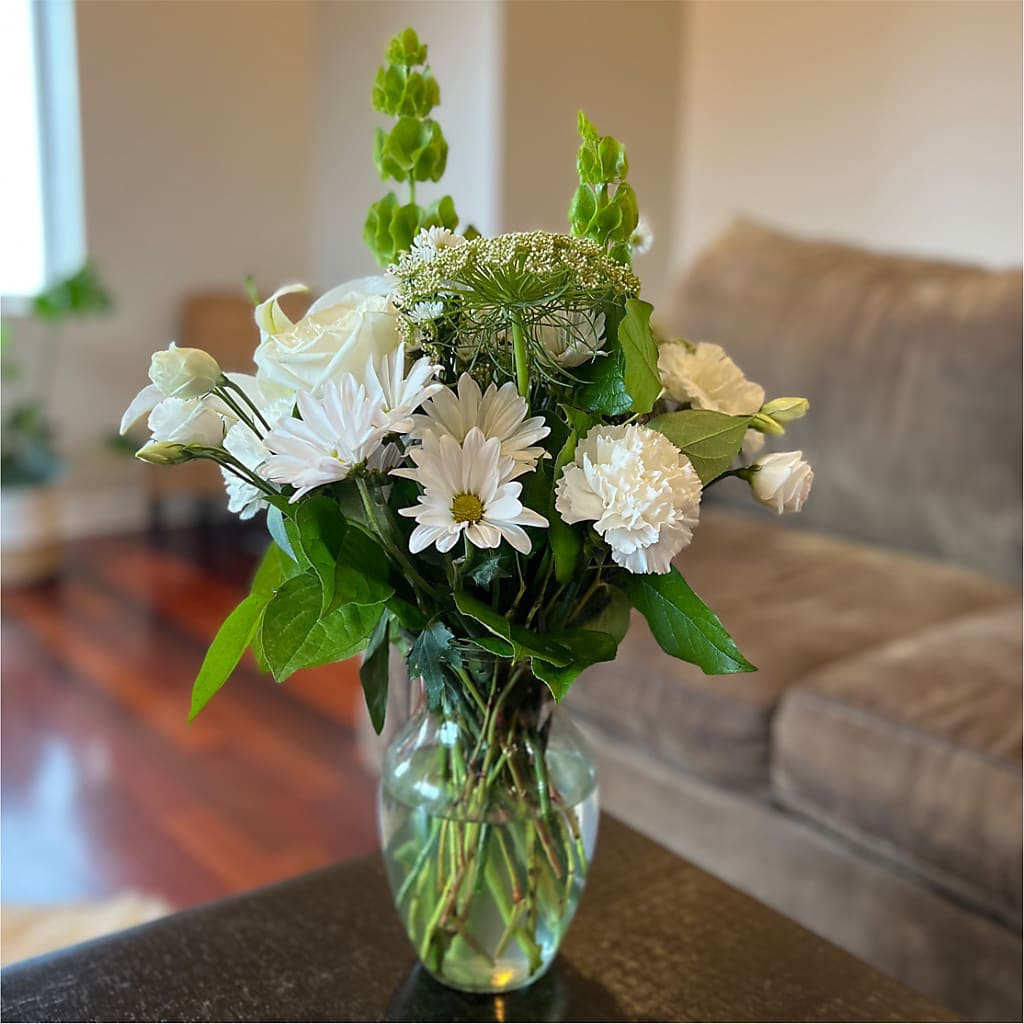 Classic Ivory – A Florist Original – VIVA'S FLOWER SHOP, Framingham MA
